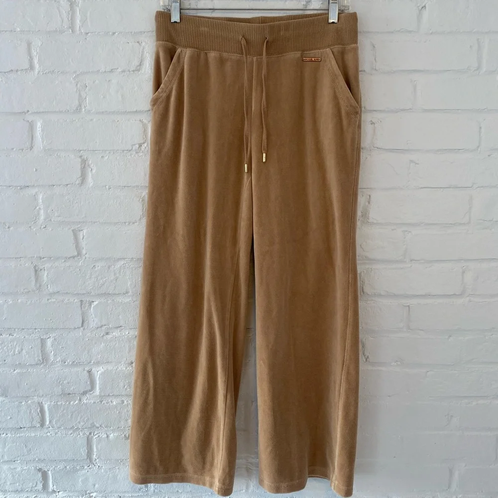 Velour Tracksuit Michael Kors 2 Piece Set in Camel Tan Color - Picture 3 of 9